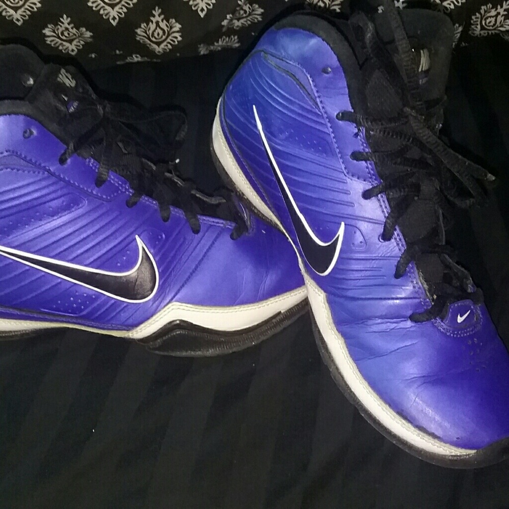 Youth high tops